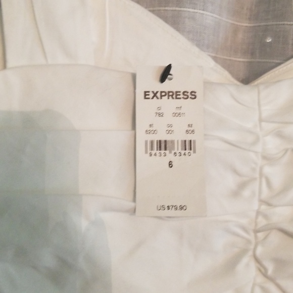 Dress - Picture 3 of 3